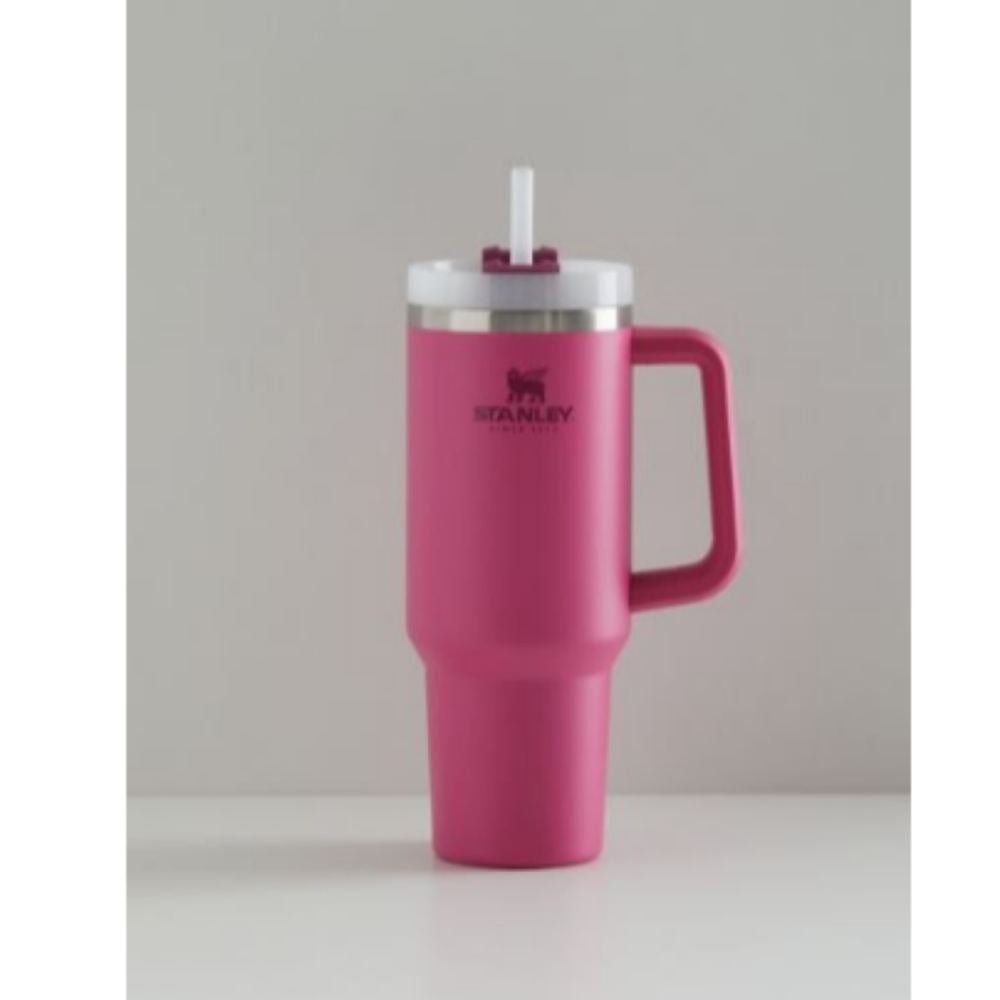 NWT Stanley Adventure Quencher 40 ounce Tumbler